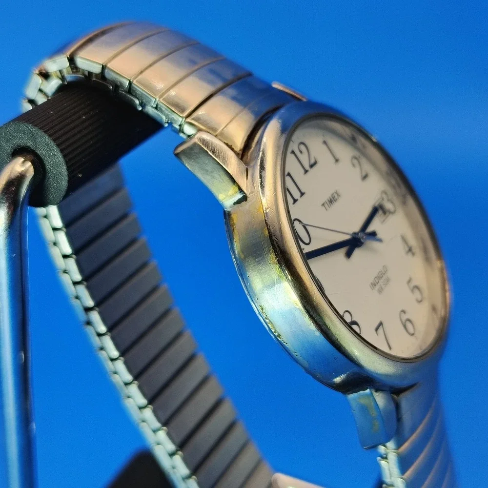 Vintage 2003 Timex Indiglo Easy Reader Date 35mm Mens Quartz Watch‎ Stretch Band